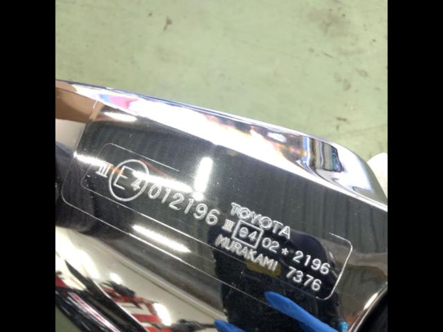 TOYOTA 200系 ハイエース  純正メッキドアミラー