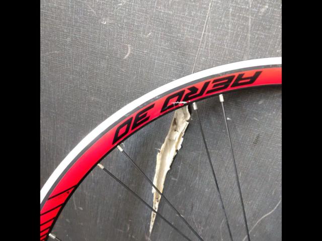 MERIDA AERO30 700Cリアホイール