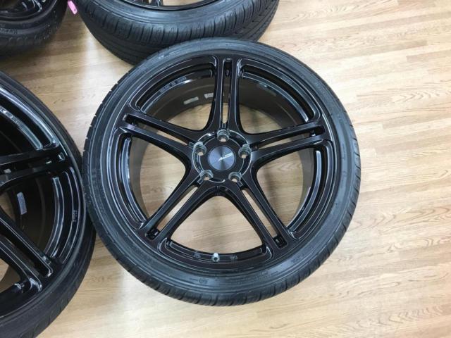 BRIDGESTONE POTENZA
Adrenalin
SW005 + KENDA
KUAVELA
SL
KR32