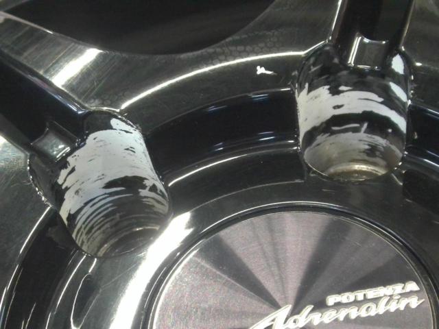 BRIDGESTONE POTENZA
Adrenalin
SW005 + KENDA
KUAVELA
SL
KR32