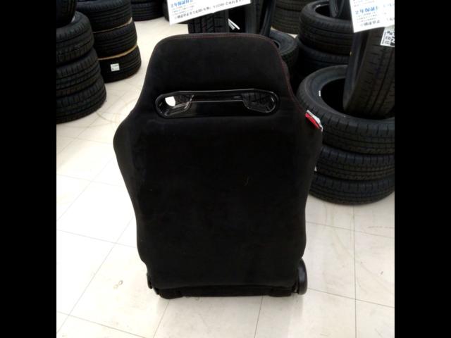 RENNSPORT セミバケットシート