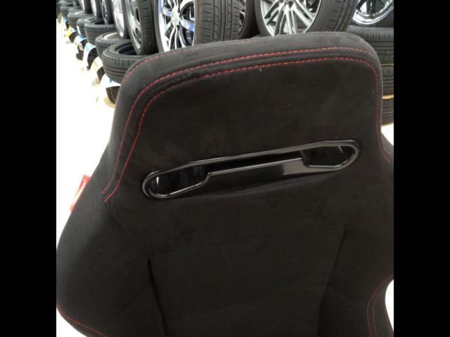 RENNSPORT セミバケットシート