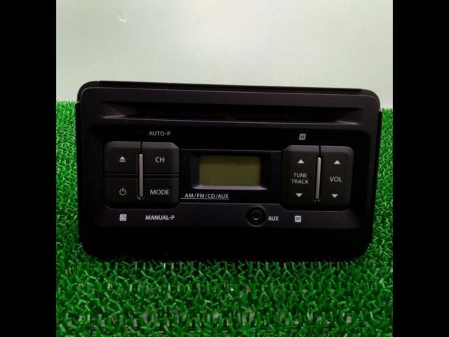 スズキ Clarion製 純正異形オーディオ PS-3567 | やや傷や汚れあり 