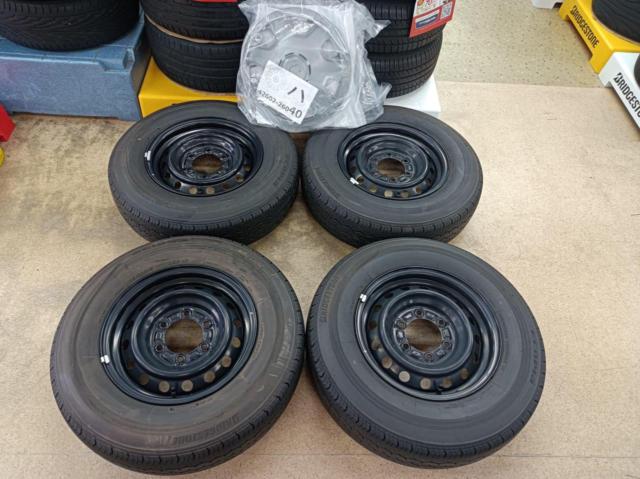 TOYOTA 200系ハイエース純正スチール+BRIDGESTONE ECOPIA RD613 107 