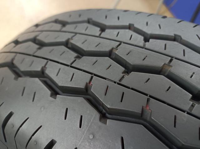 TOYOTA 200系ハイエース純正スチール+BRIDGESTONE ECOPIA RD613 107 