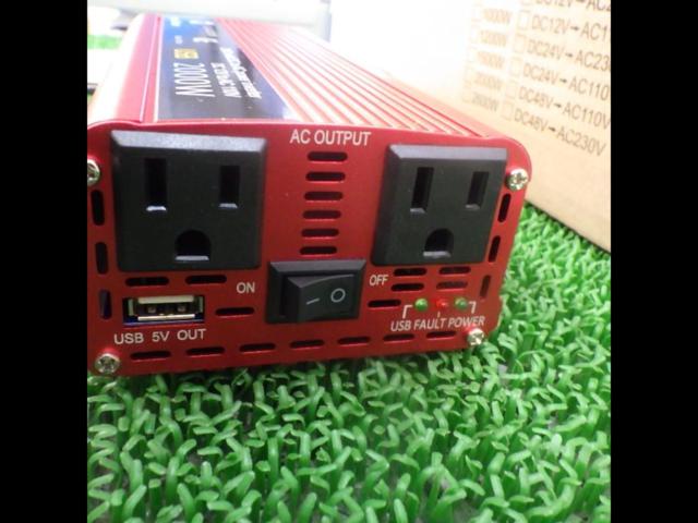 メーカー不明 パワーインバーター DC12→AC110V 2000W | 目立った傷や汚れ無し | アップガレージ 静岡富士店 | カー用品 ...