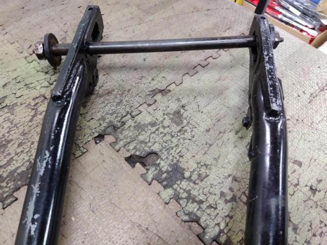 9 YAMAHA
XS650SP genuine swingarm