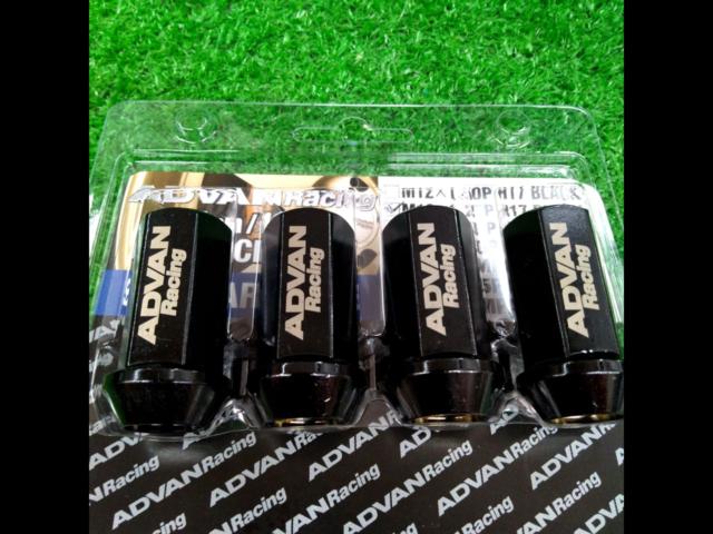 YOKOHAMA ADVAN RACING 17mm RACING NUT M12x1.25P 20個 | 新古品 | アップガレージ 二本松 ...