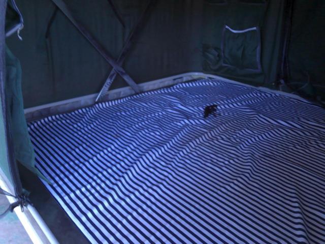 EASY CAMPER TOWER ルーフテント