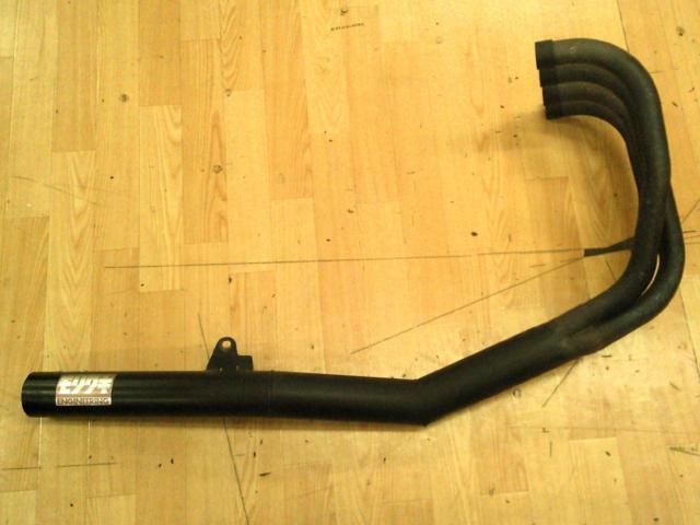 Moriwaki
Engineering (Moriwaki)
One-piece muffler
Sefer 400/χ