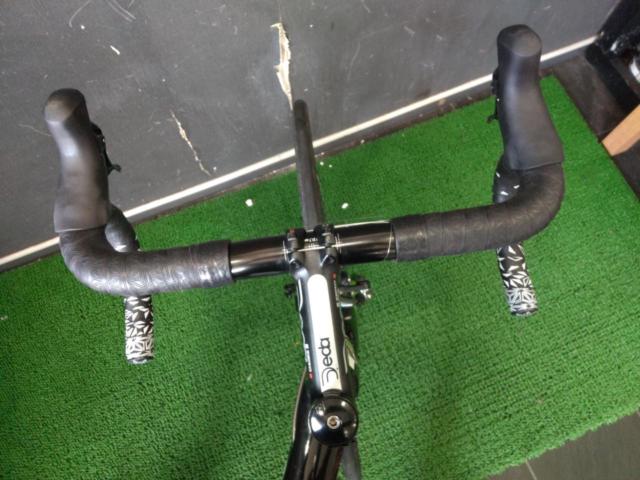 WILIER GRANTURISMO R 2018年 700x25c 2x11s カーボンロードバイク ブラックxグリーン