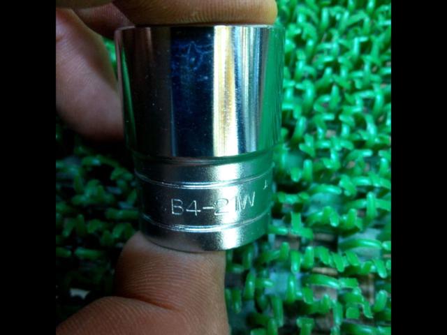 KTC 12.7sq. ソケット [B4-21W]