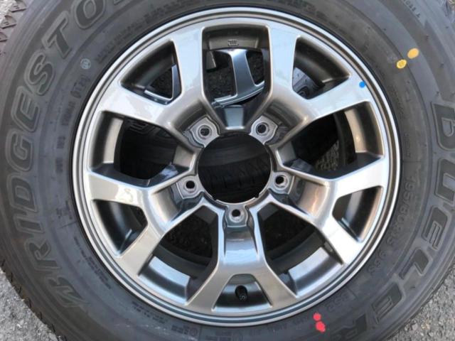 SUZUKI ジムニーノマド純正ホイール ・ BRIDGESTONE DUELER H/L 4/4 