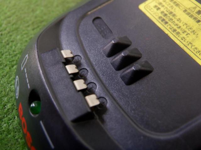 〇値下げしました!!【WG】BOSCH バッテリー充電器