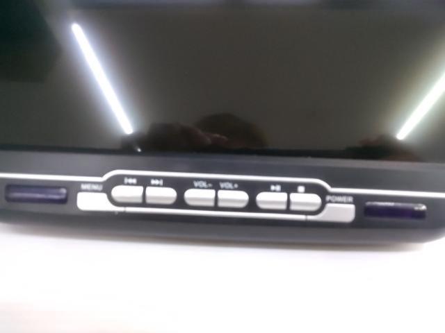 0 price cut Manufacturer unknown
Flip-down monitor integrated DVD player