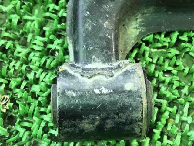 日産(NISSAN) 純正ロアアーム 右のみ シルビア/S13