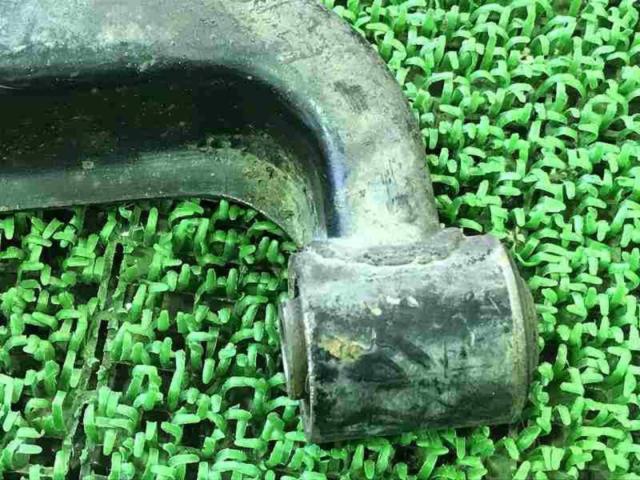 日産(NISSAN) 純正ロアアーム 右のみ シルビア/S13