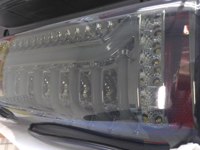 メーカー不明 スモーク LEDテール 左右セット