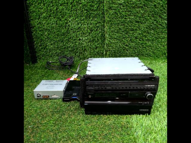 carrozzeria AVIC-VH9900
2009 model