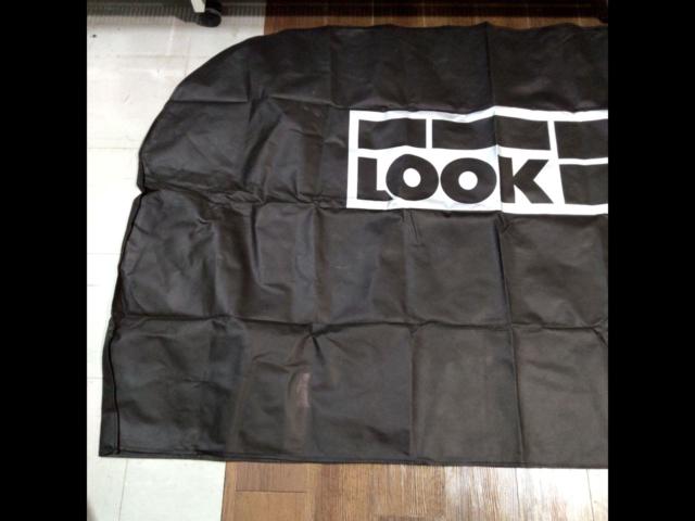 LOOK 車体カバー ブラック 新車付属品?