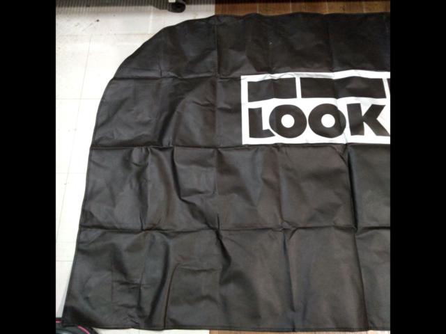 LOOK 車体カバー ブラック 新車付属品?