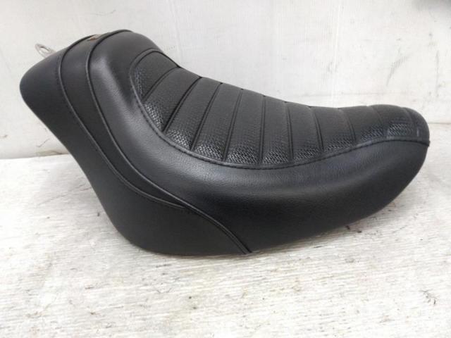 10K&H solo seat