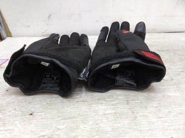 Alpinestars
SYNCRO
V2
DRYSTAR
GLOVES