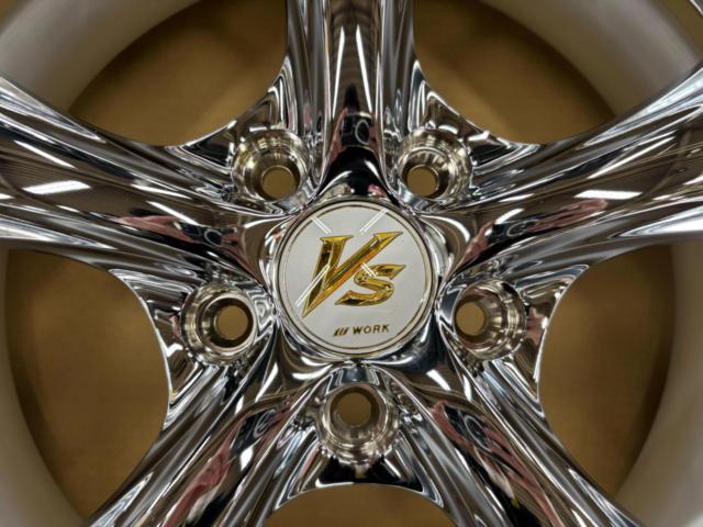 Special price / Limited to 600 units - brand new set
WORK
VS-KF#
Chrome
Edition
[Limited to 600 bottles]
+
KENDA
KR 20