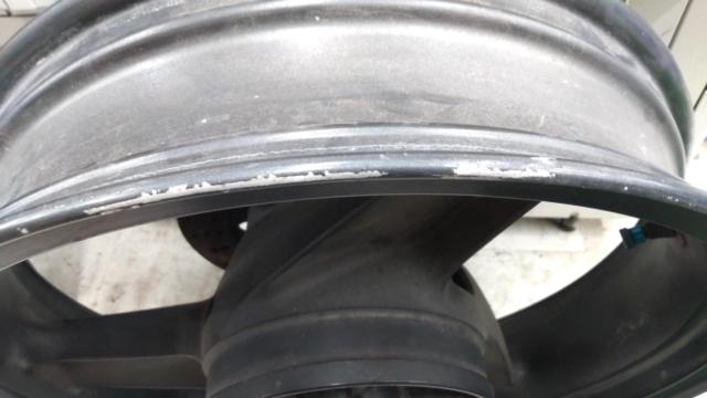 KAWASAKI 純正リアホイール ZRX400(ZR400E)
