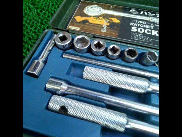 メーカー不明 17PCラチェットソケットレンチセット