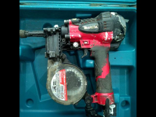マキタ (makita) コンクリート用高圧エアピン打ち機 AN250HC