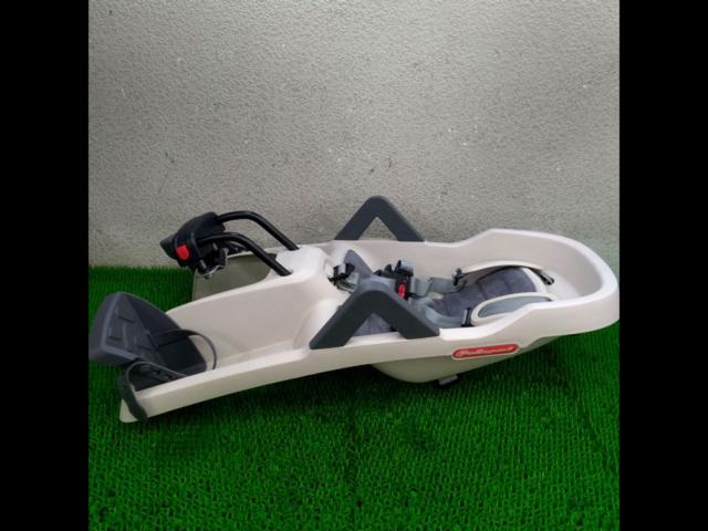 Polisport Guppy mini フロントチャイルドシート クリーム/グレー