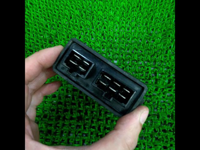 KAWASAKI
GPZ400 genuine igniter
92160-1137