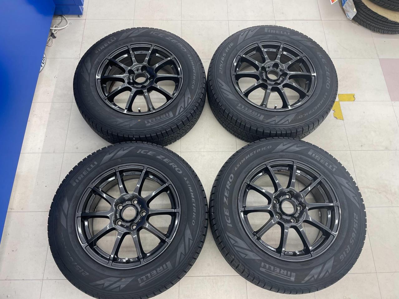 コンテナ A-TECH SCHNEIDER Gran-X+PIRELLI ICE ZERO ASIMMETRICO 