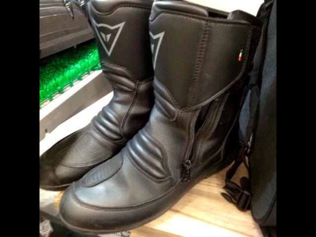 【サイズ:26.5 ～ 27cm 】 Dainese NIGHTHAWK D1 GORE-TEX LOW