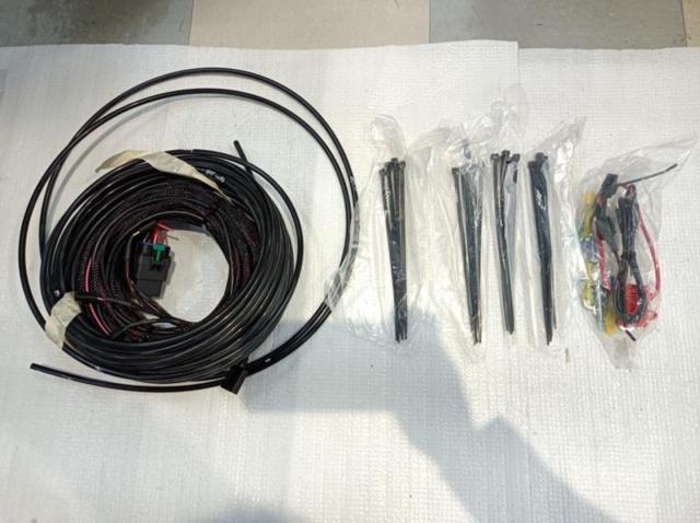 Ploom
Air suspension
+
aIRLIFT Management System (Air Suspension Kit)