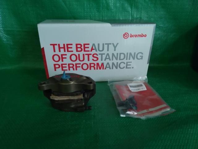 Brembo
CNC
Rear caliper 2P
120.A441.10
Mounting pitch 84mm