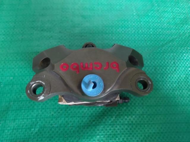 Brembo
CNC
Rear caliper 2P
120.A441.10
Mounting pitch 84mm