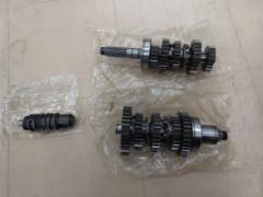 KAWASAKI
Zephyr 1100
Genuine transmission