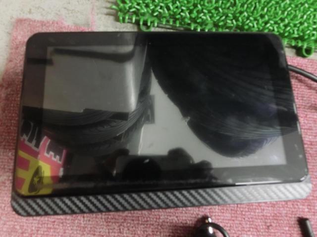 Hizenyo HYZ-L5W
7-inch rearview camera monitor
Wireless back camera