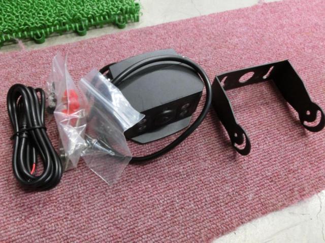 Hizenyo HYZ-L5W
7-inch rearview camera monitor
Wireless back camera