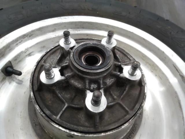 HONDA
Magna 250 genuine tire and wheel set