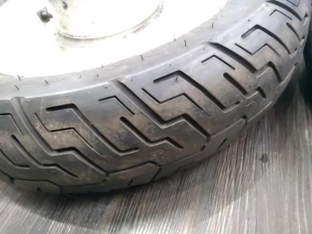 HONDA
Magna 250 genuine tire and wheel set