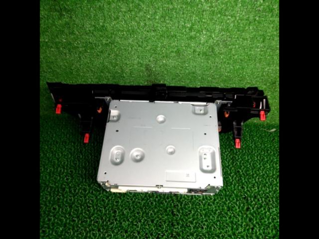 TOYOTA
Multi-monitor display