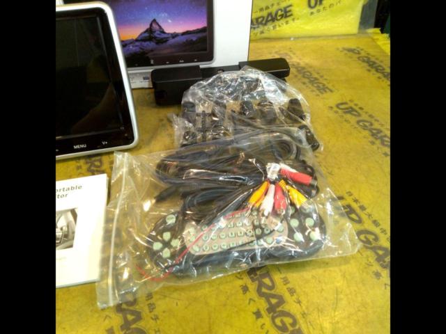 Wakeari
LOSKA
10.1 inches
Headrest monitor