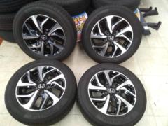 Honda
RP3/RP4 Step Wagon
Original wheel
+
YOKOHAMA
BluEarth-ES
ES31
