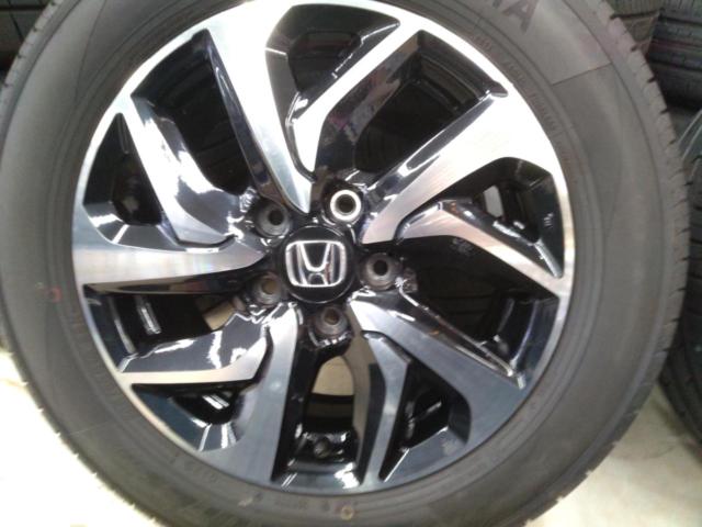 Honda
RP3/RP4 Step Wagon
Original wheel
+
YOKOHAMA
BluEarth-ES
ES31