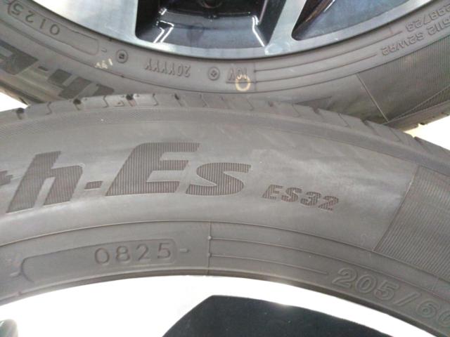 Honda
RP3/RP4 Step Wagon
Original wheel
+
YOKOHAMA
BluEarth-ES
ES31