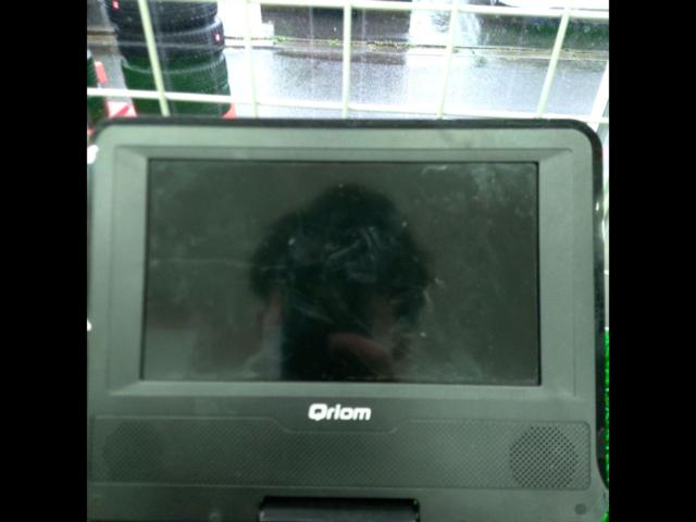 Qriom with a reason/issue
7-inch portable
DVD player