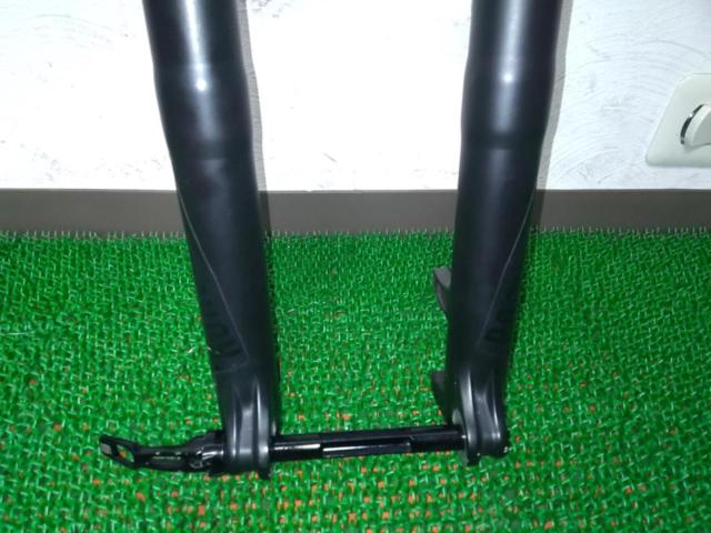ROCKSHOX RECON RL 27.5インチ 130mm 15X110 ブースト フロントサスペンションフォーク